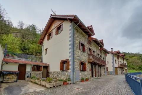 Piso en Barrio de Iriburia, 99