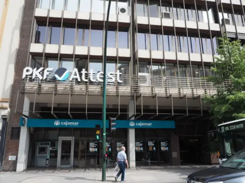 Oficina en Ensanches - Zabalguneak