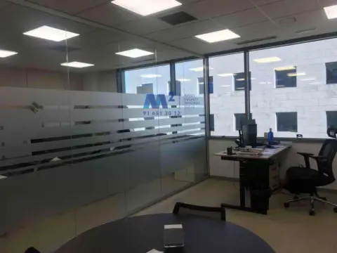 Oficina en Parque Empresarial La Marina