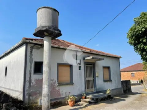 Casa en Delas-Lobios
