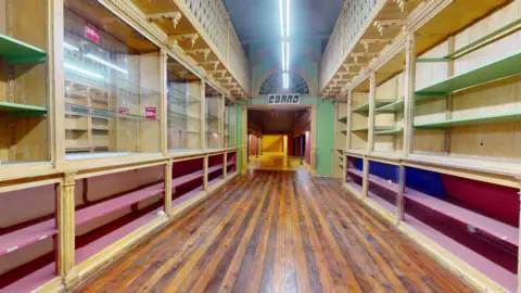 Local comercial en calle de los Mercaderes
