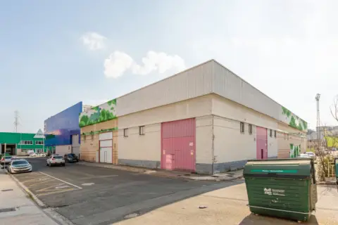 Nave industrial en calle C, 1