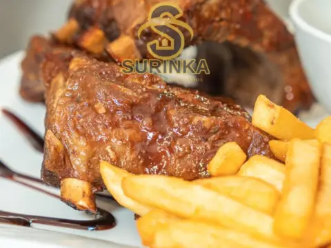 Local comercial en calle 8 de Marzo