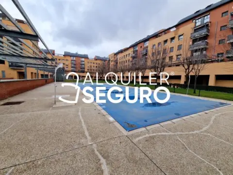 Piso en Valderas - los Castillos