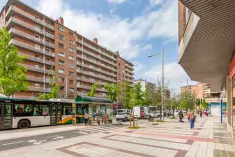 Piso en Travesía de Bayona, 4