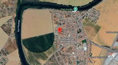 Casa adosada en Santovenia de Pisuerga