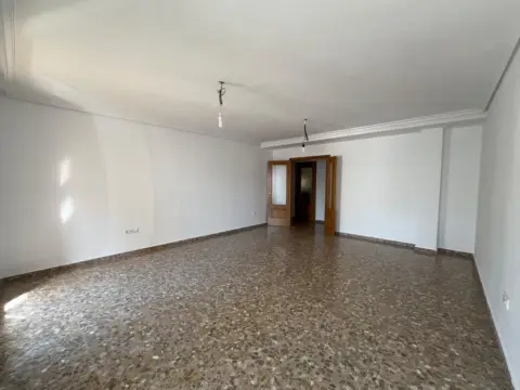 Piso en Carrer de Paterna, 11