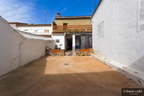 Casa en calle Doctor M. Ballesteros, nº 3