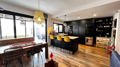 Casa adosada en Gines