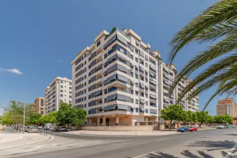 Piso en Avenida del Gran Vía