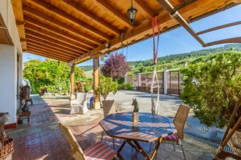 Casa en calle Baserri, 9