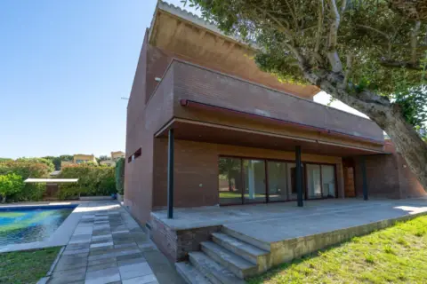Chalet en Carrer de Lola Anglada