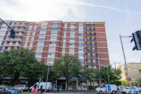 Piso en Avenida de Pío XII, 33