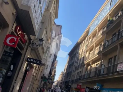 Oficina en calle de Santo Domingo