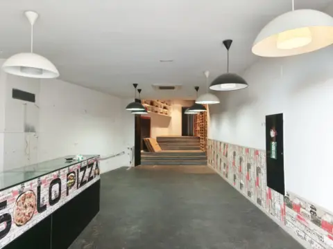 Local comercial en calle de los Olivos