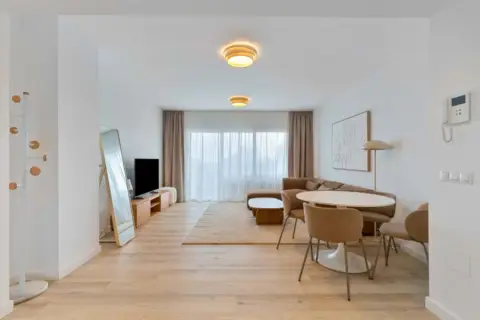 Piso en calle Cl Miguel Delibes-Nva Andalu 6, nº 6