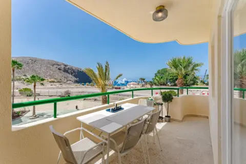Apartamento en Avenida Juan Carlos I, 40