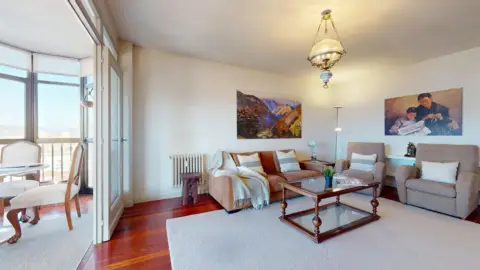 Piso en Plaza de los Fueros de Navarra