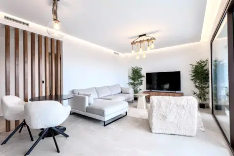 Dúplex en calle Tn Sau-Cl1 Cerros Lago 8 Es:4 Pl:01 Pt:07 Almazara, nº 8