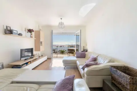 Apartamento en calle