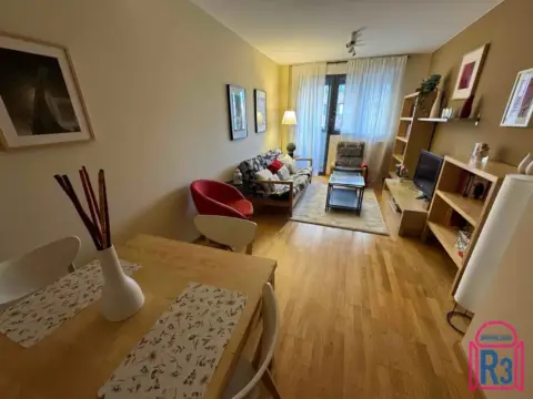 Apartamento en Área 17