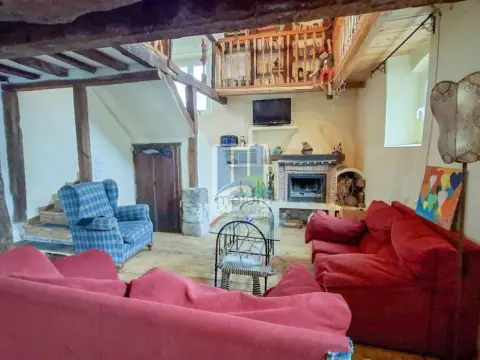 Casa en calle Humienta