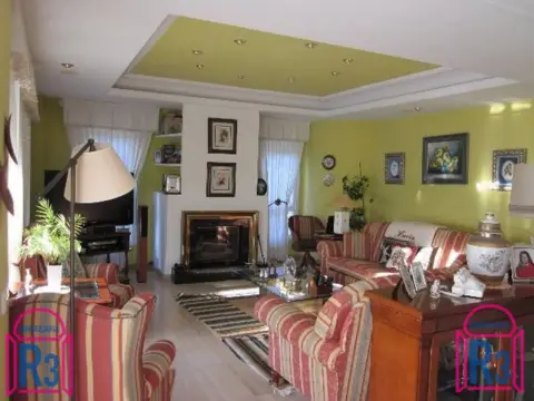 Chalet en Urbanización Las Lomas