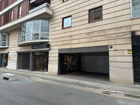 Garaje en Carrer de Juli Garreta