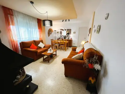 Dúplex en calle Sector T