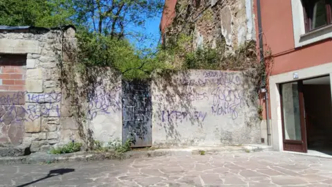Terreno en calle de la Torre, 2
