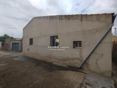 Nave industrial en calle Azorín