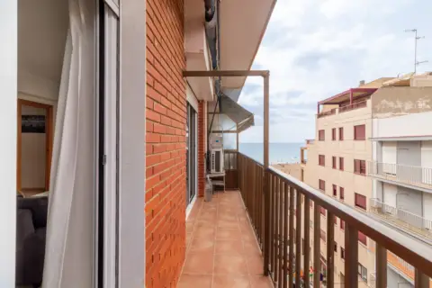 Piso en calle Isla De Amboto