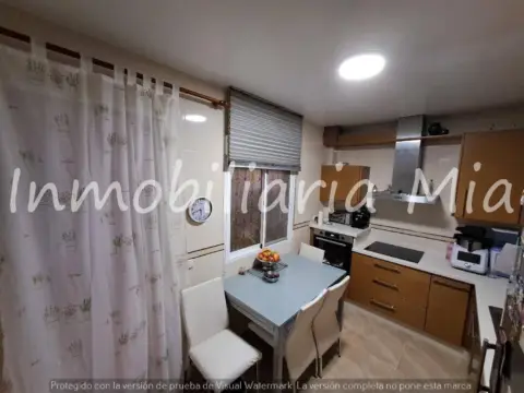 Casa adosada en Supermercado Mercadona