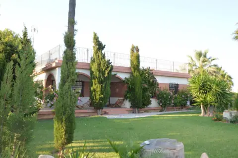 Chalet en Primera Línea Playa