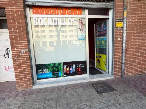 Local comercial en calle de San Millán