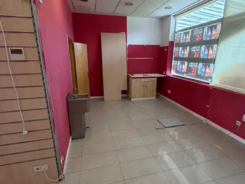 Local comercial en calle de San Millán