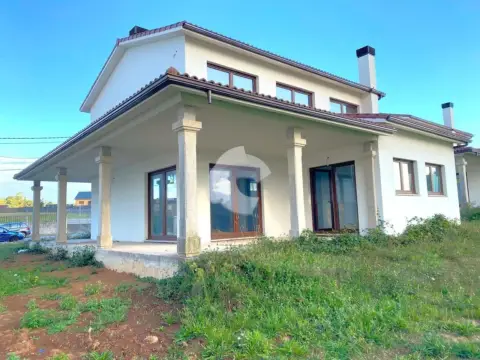Casa en Lugar Piñeiro