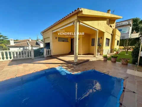 Chalet en La Muntanyeta-La Franquesa