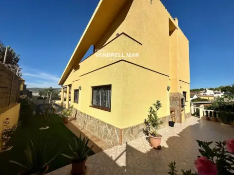 Chalet en La Muntanyeta-La Franquesa