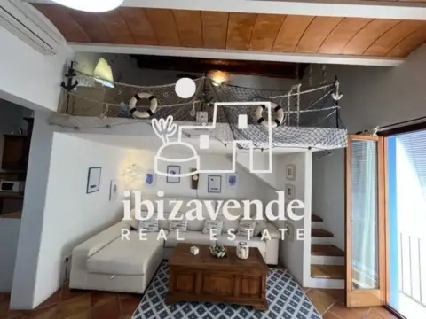 Dúplex en Dalt Vila-La Marina
