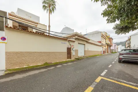 Casa en calle Blas Herrera, 9