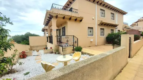 Apartamento en San Miguel de Salinas