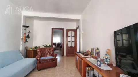 Piso en calle de los Pintores, 33