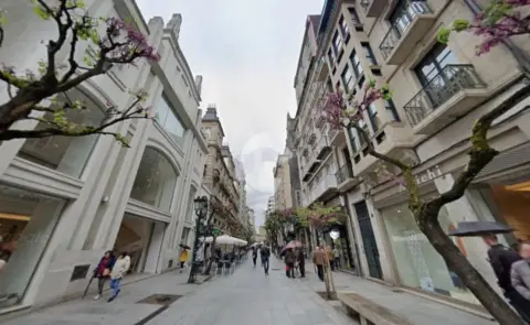 Local comercial en calle del Paseo