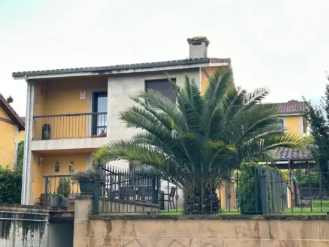 Casa en Barrio de Herrán