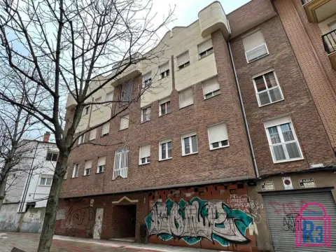 Apartamento en calle de Jovellanos