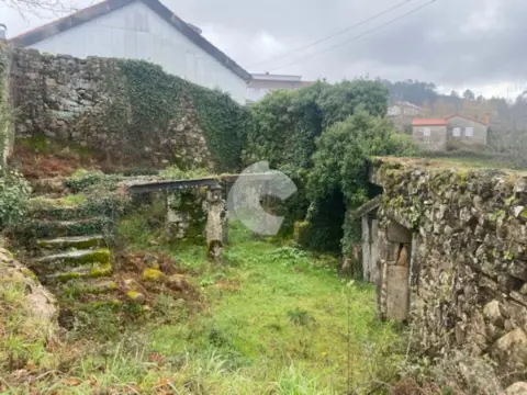 Casa en Entrimo - Ferreiros de Abaixo
