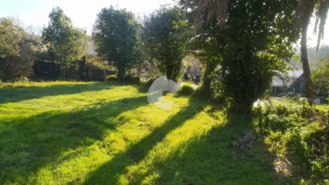 Terreno en calle Vacarizas