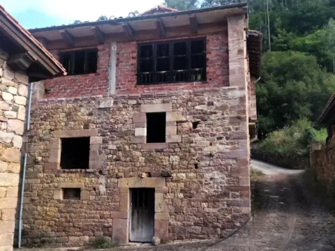 Casa en calle Pb Carmona, nº 60