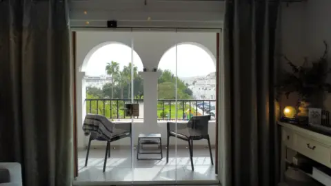 Apartamento en Urbanización El Hacho-La Duquesa Golf